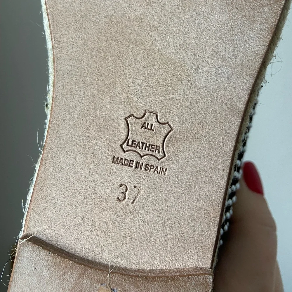 Elyse walker Los Angeles espadrilles, size 7